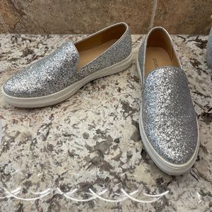 💚Super sparkly silver flats :)